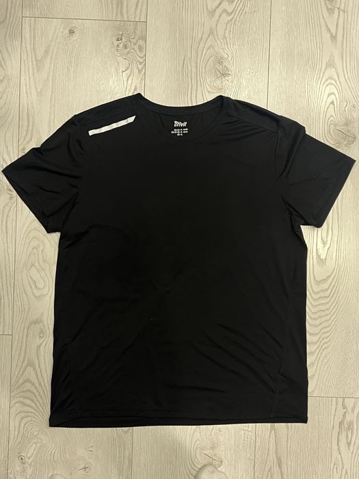 Футболка Crivit чорна