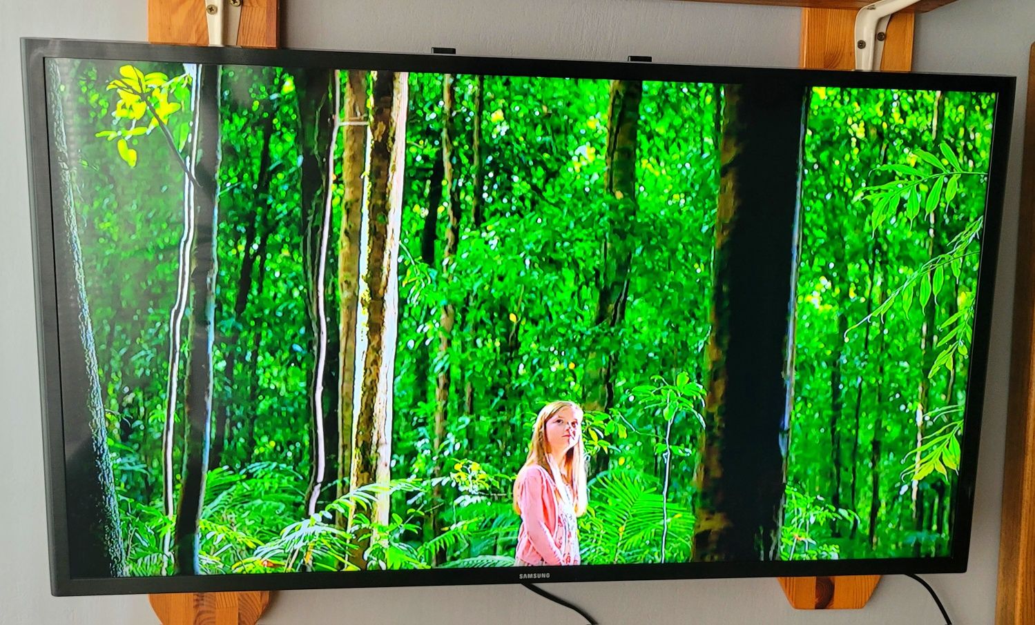 3 mc gwarancji Tv Samsung  UE40J5200 FUL HD  brak dekodera DVBT2