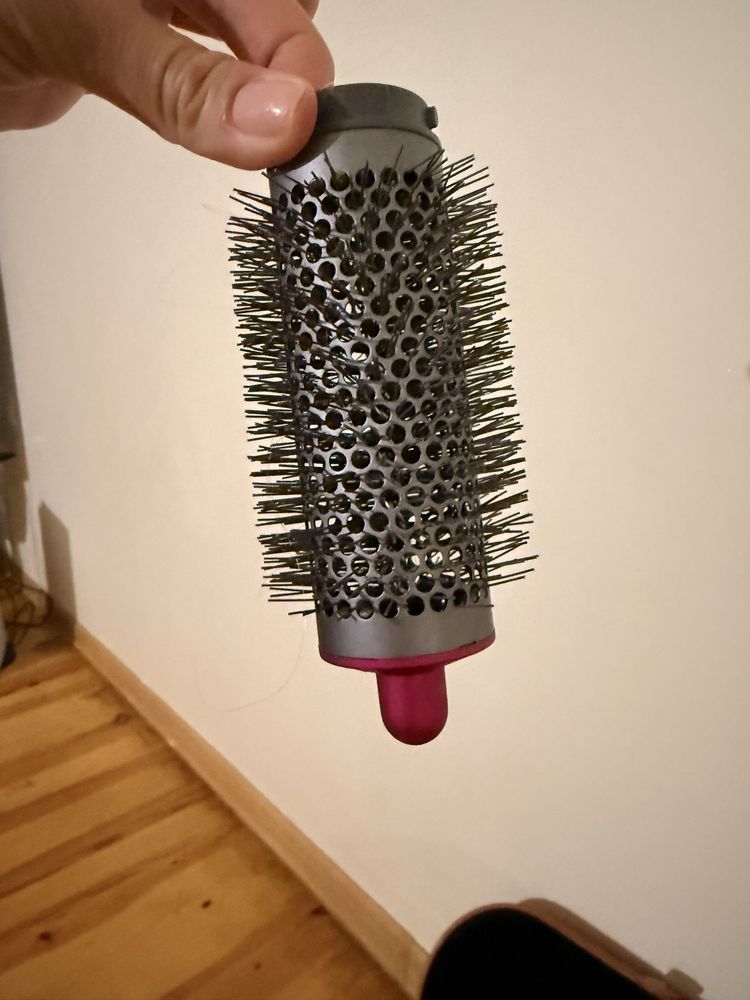 Dyson airwrap styler