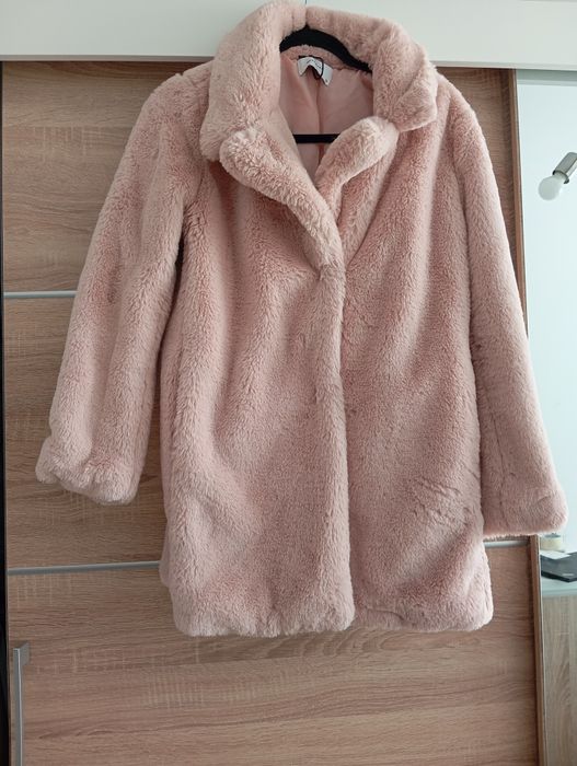 Różowe sztuczne futerko Reserved rozmiar M