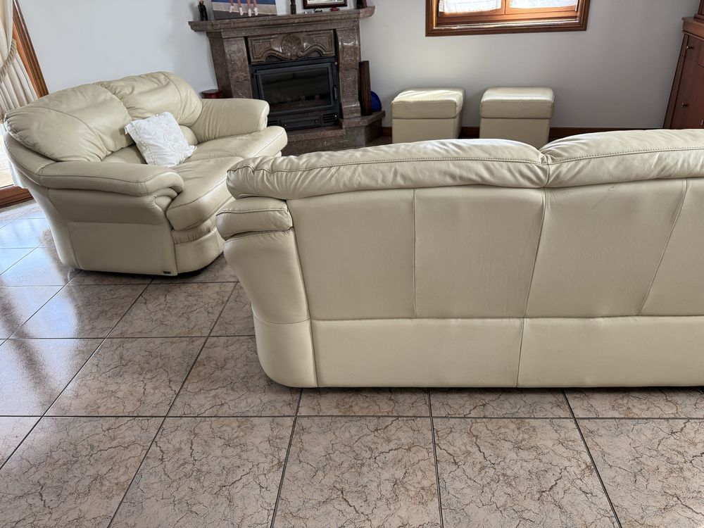 180€ 2 sofas 2 poltronas