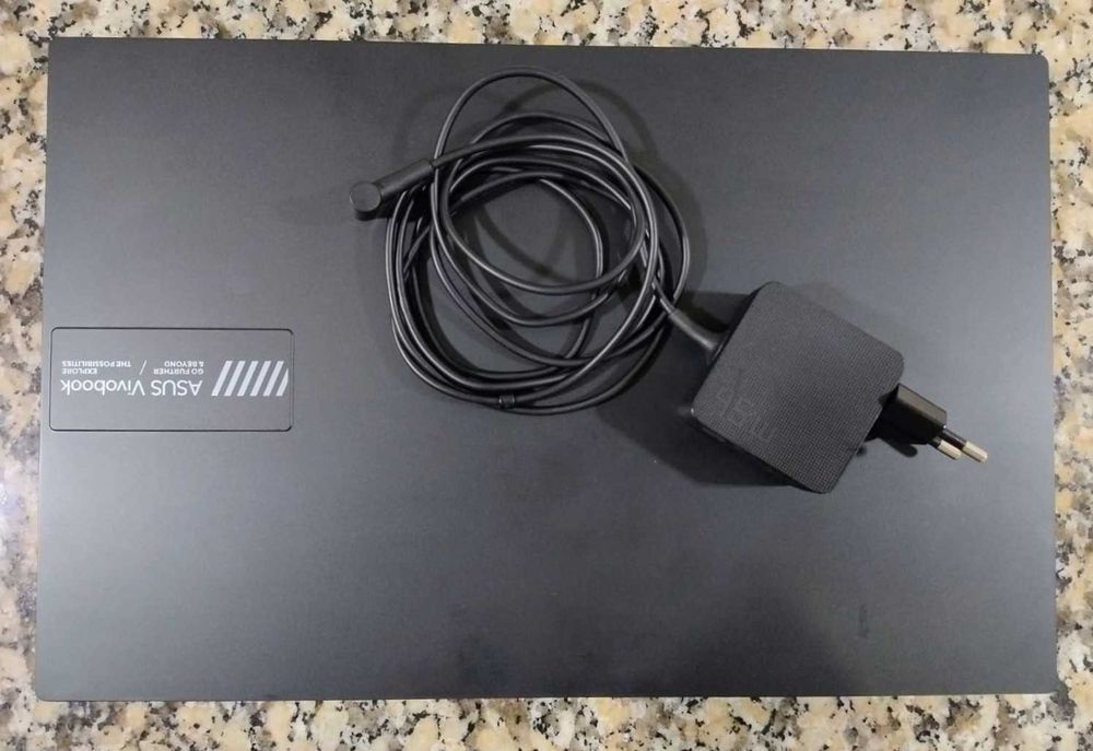 ASUS Vivobook Go 15 — Ryzen 5 7520U | 16 GB RAM | 512 GB SSD