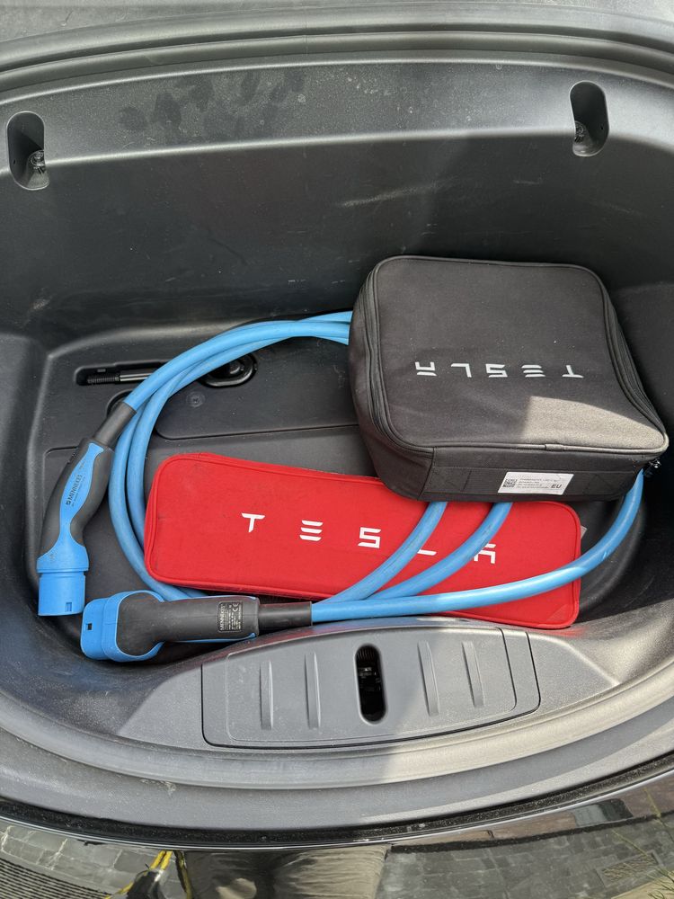 Tesla model 3 dual motor autopilot completo