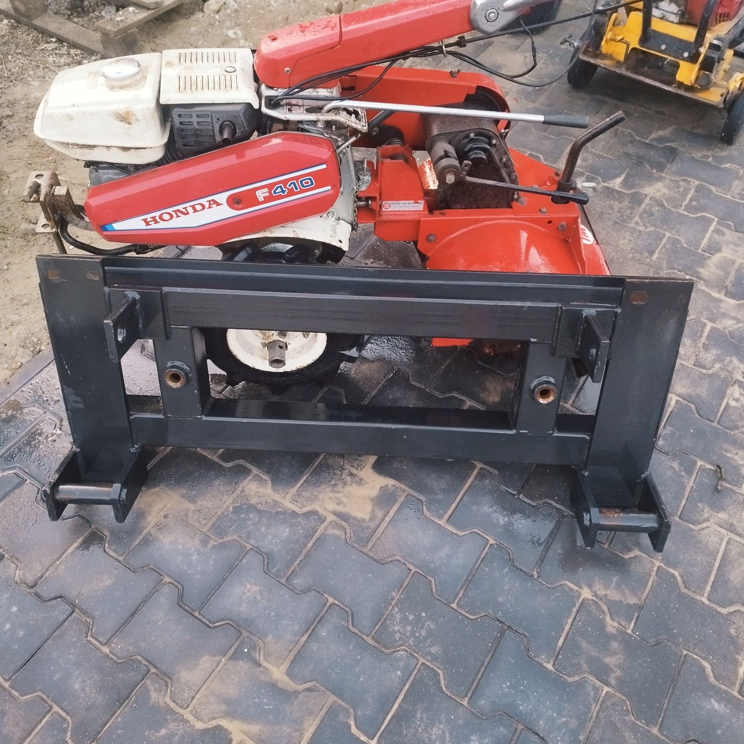 Glebogryzarka, dzik, traktorek ogrodowy Honda F410
