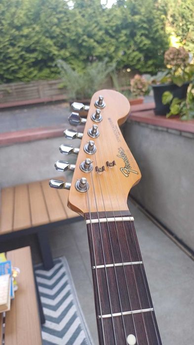 1986 Fender Stratocaster Seria E Japan  Fujigen