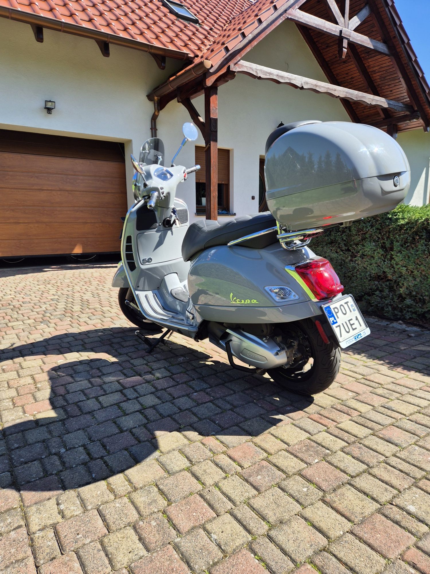 Piaggio Vespa GTS 300 SuperTech