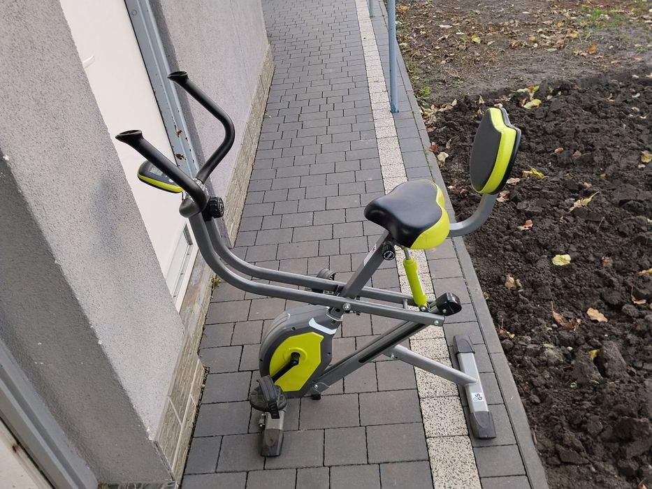 Rower stacjonarny magnetyczny bardzo ładny.