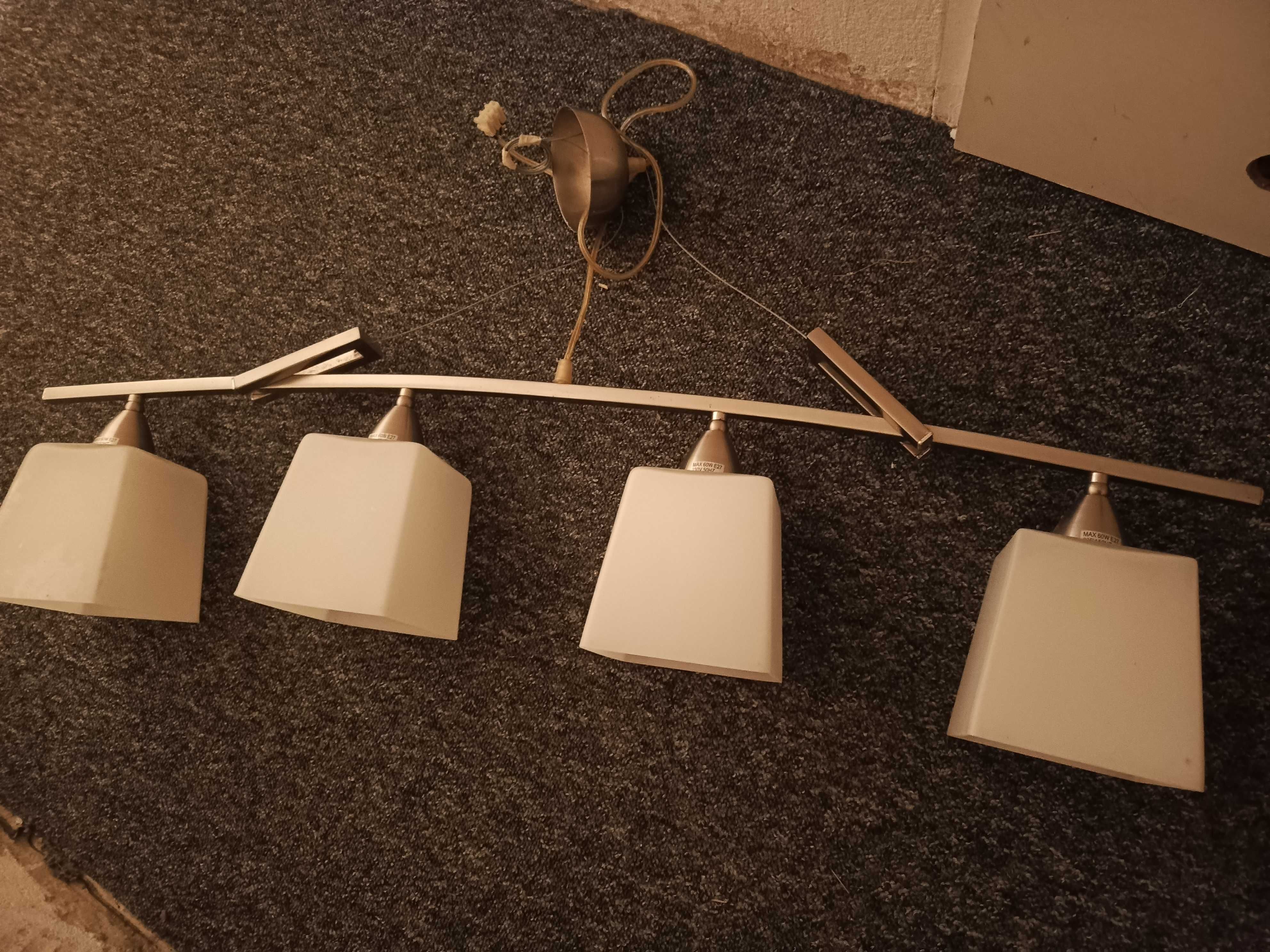 Lampa wisząca do salonu
