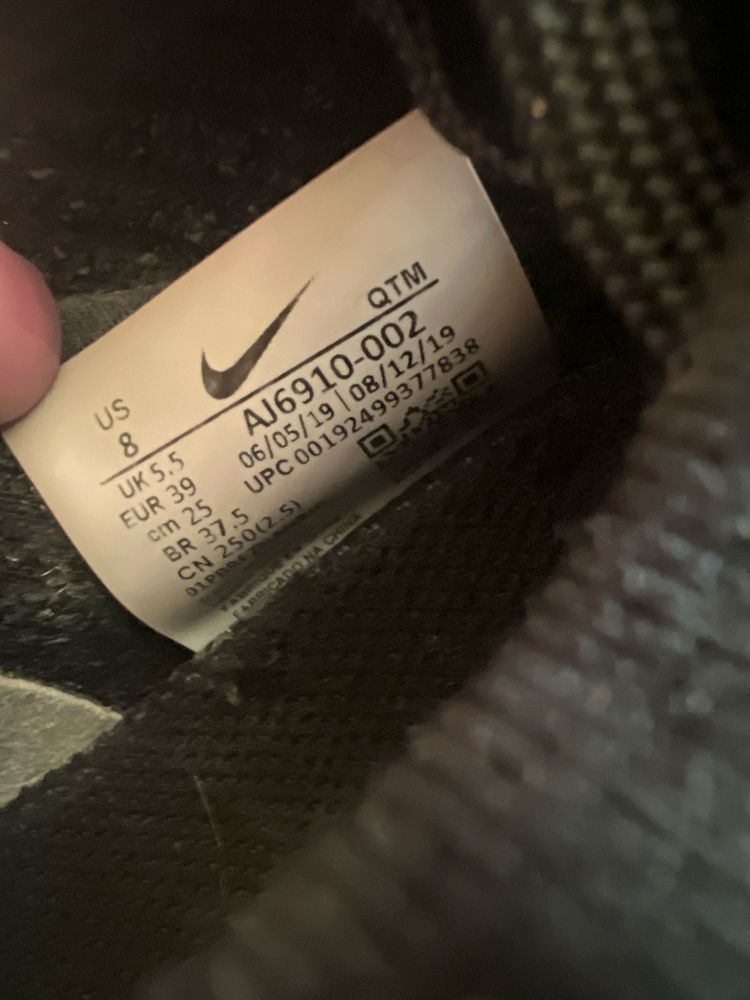 Кросівки nike оригінал
