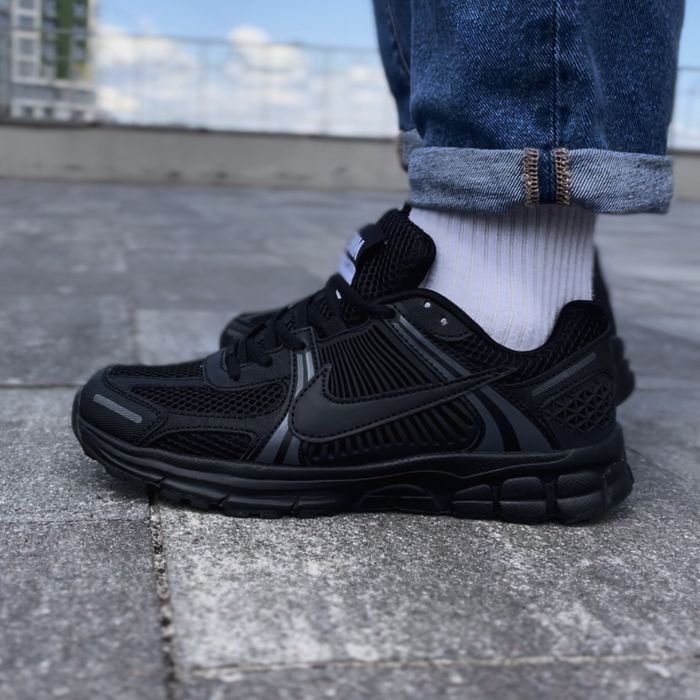 Кросівки Nike Vomero 5 Black чоловічі 38-44
