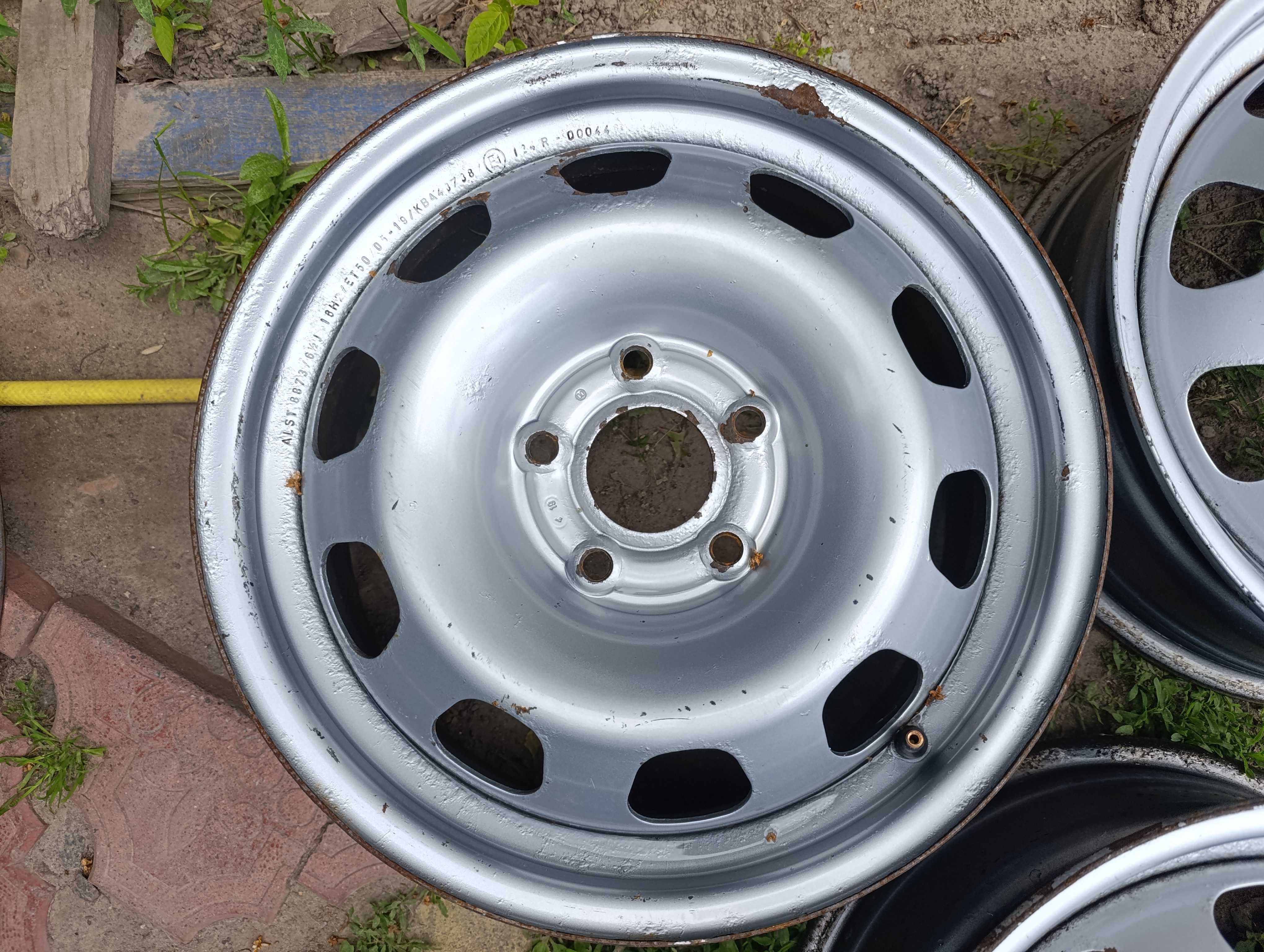 Диски стальні r16 5*114.3 оригинальні Renault Duster