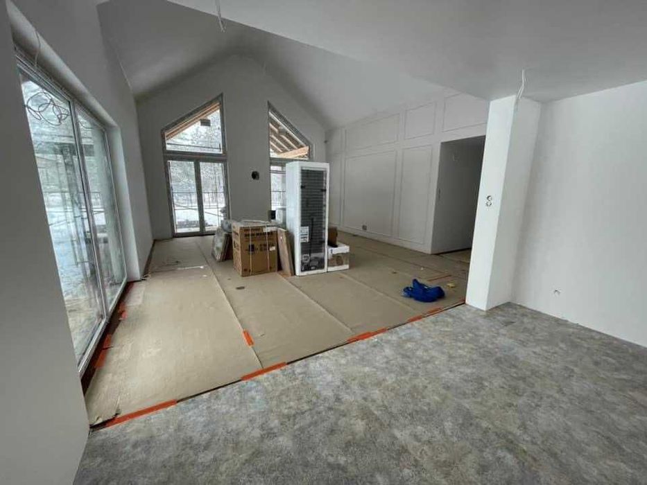 Szpachlowanie, malowanie natryskowe.