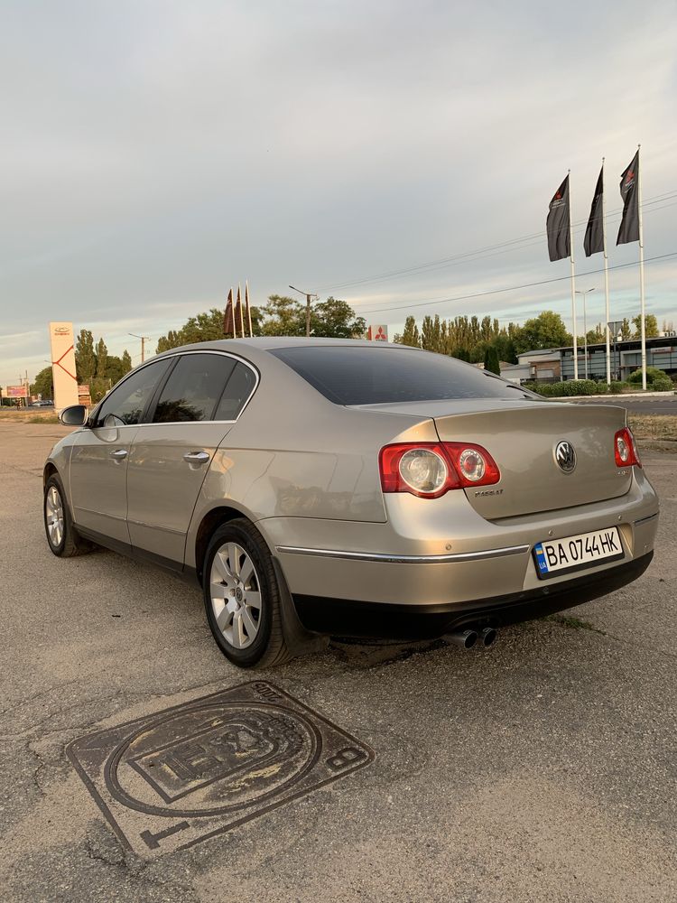 Volkswagen Passat B6 РІДНА ФАРБА