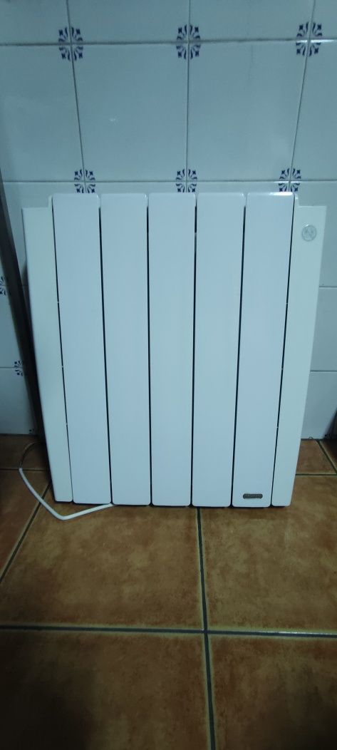 Aquecedores delonghi 700w