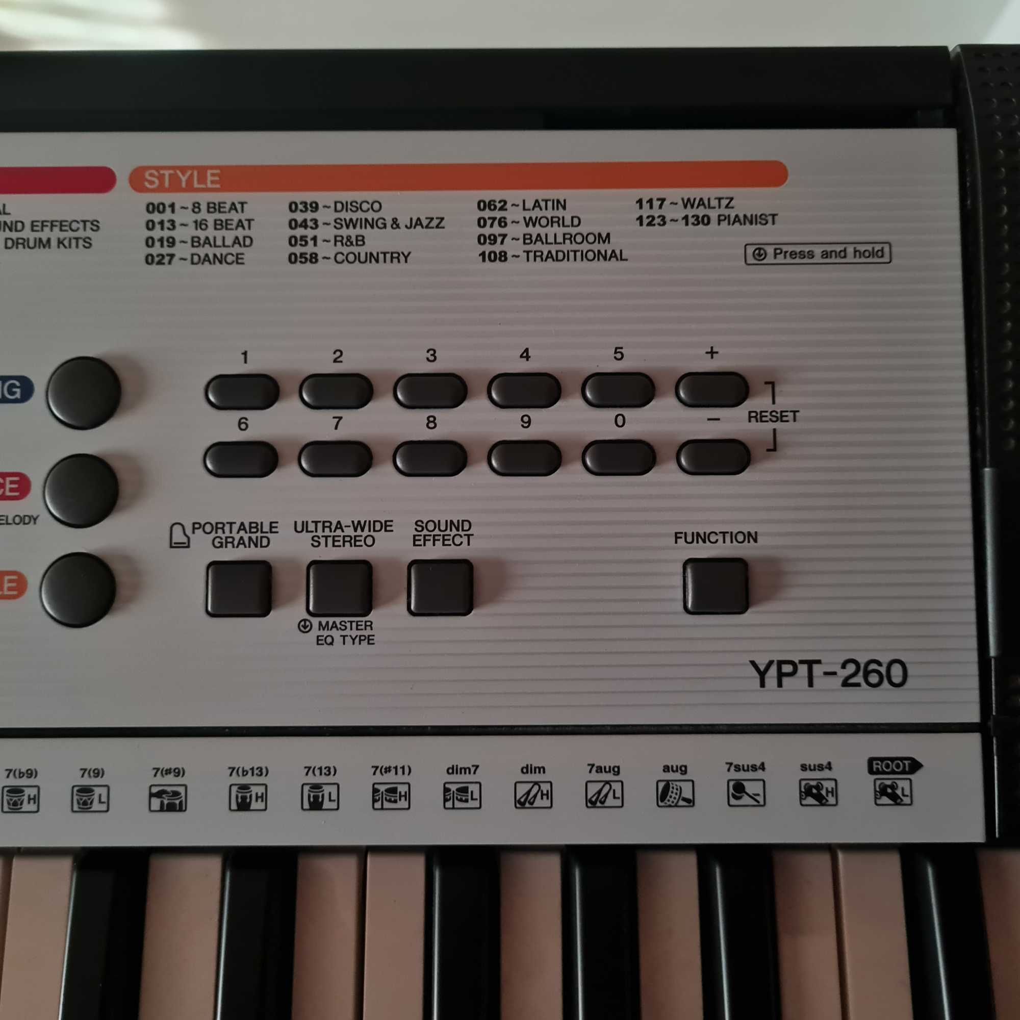 Teclado Yamaha YPT - 260
