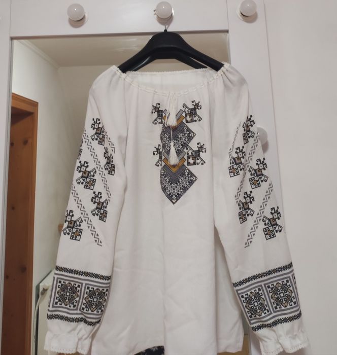 Сорочки жіночі вишиванки. Є два розміри 48 і 50