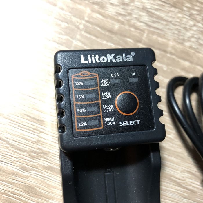 Зарядное LiitoKala Lii-100b / для li-ion 26650,22650,18650,14500 и тд