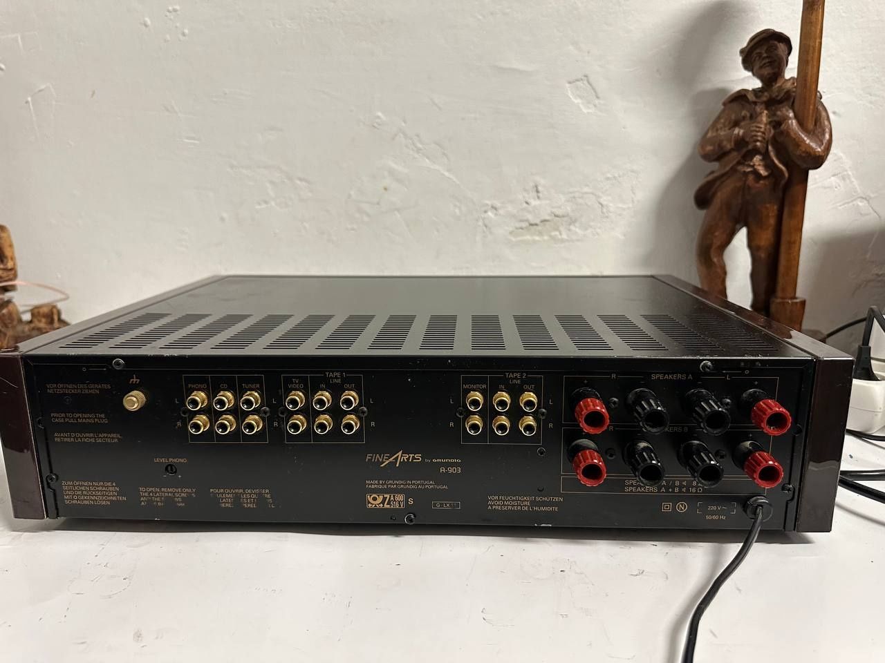 Stereo Wzmacniacz Grundig Fine Arts A-903,2*140 Wat!