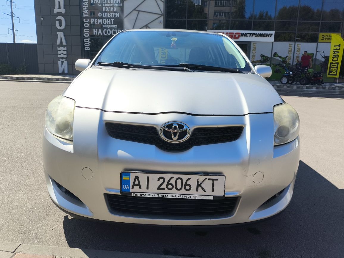 Продам свою Toyota Auris 2007 в отличном состоянии