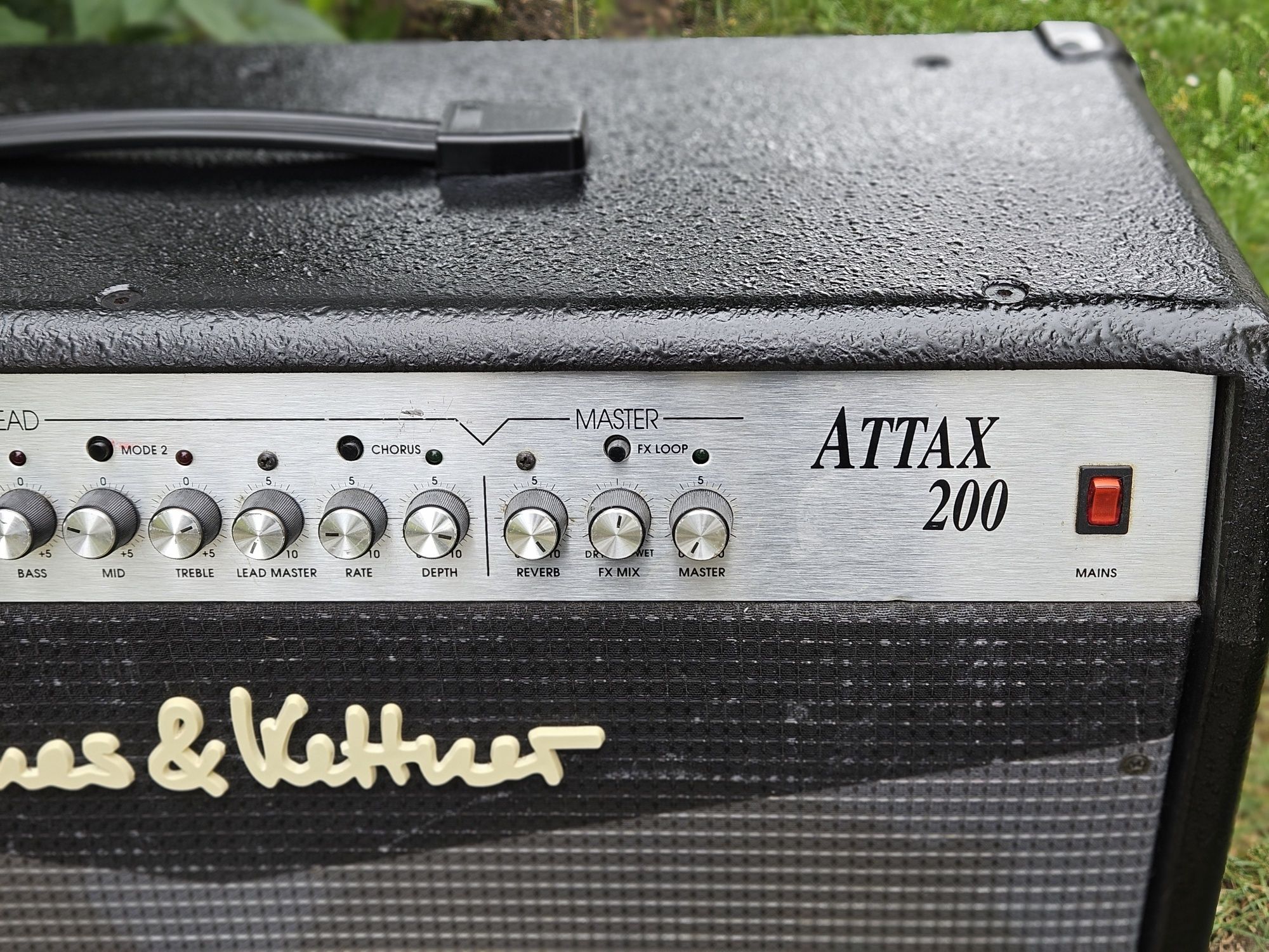 Wzmacniacz do gitary Hughes & Kettner Attax 200 Stereo Chorus