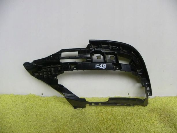 Ślizg Mocowanie Zderzak Tłumik Tył Prawy Audi A4 B9 8W 15- Ładny