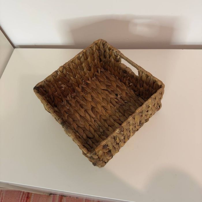 Cesto de arrumação entrançado natural