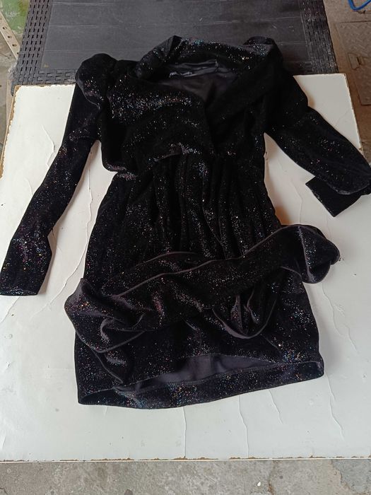 Várias peças de roupa para mulher, praticamente nova (ver descrição)