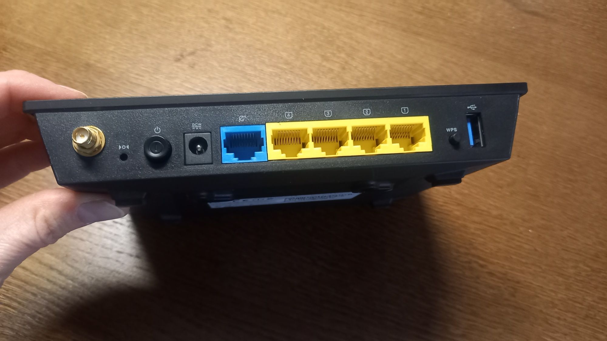 Router Asus RT-N10U