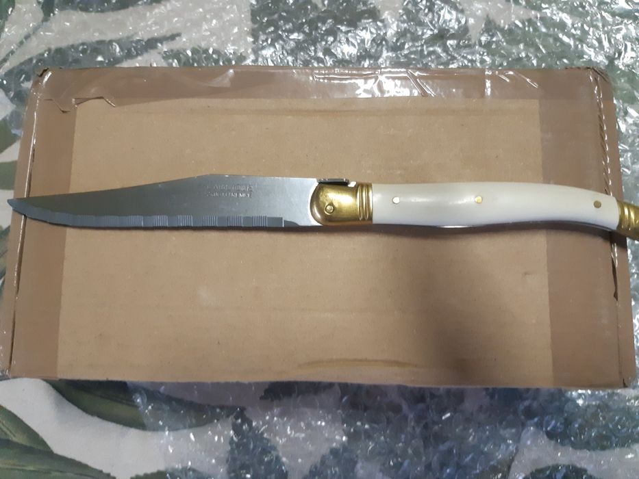 Facas de mesa Laguiole