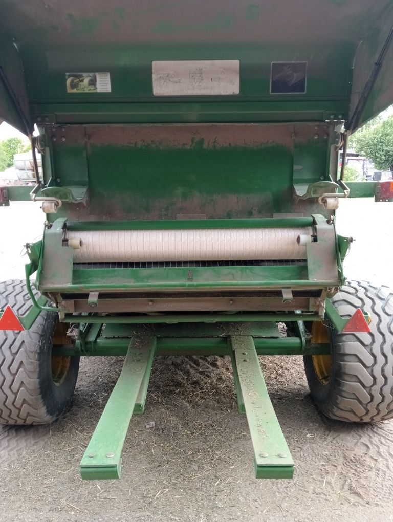 Sprzedam prasę John Deere 854