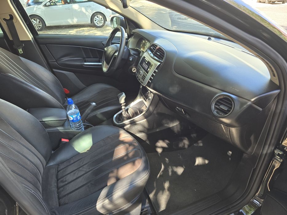 140mil kms Lancia Delta 1.6 Diesel Super Bem Estimado 1 Dono