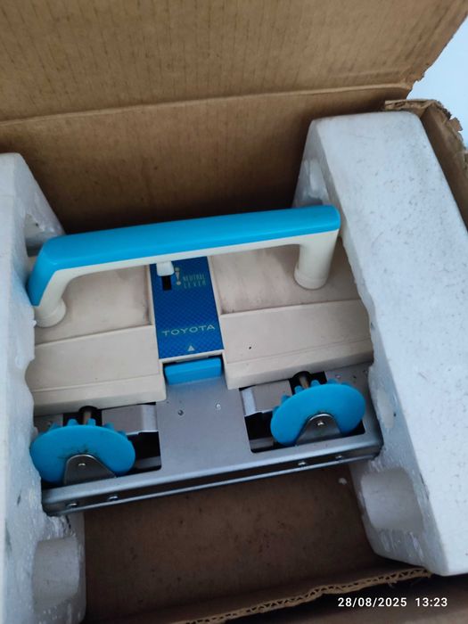 Máquina de tricot Toyota modelo K747