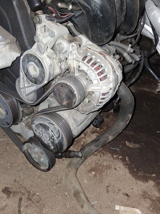 Vendo Motor, farolins, e várias peças audi a3 8l 2002  1.8 125cv