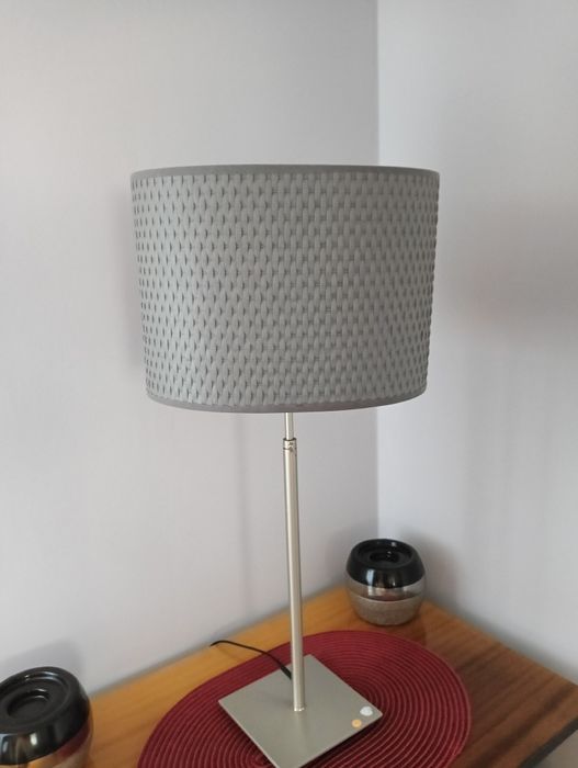 Szary abażur do lampy stojącej lub wiszącej
