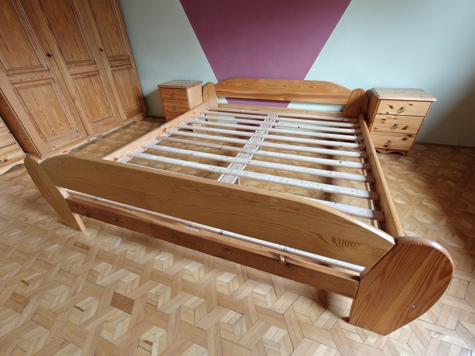 Meble sypialnia łóżko szafa komoda toaletka