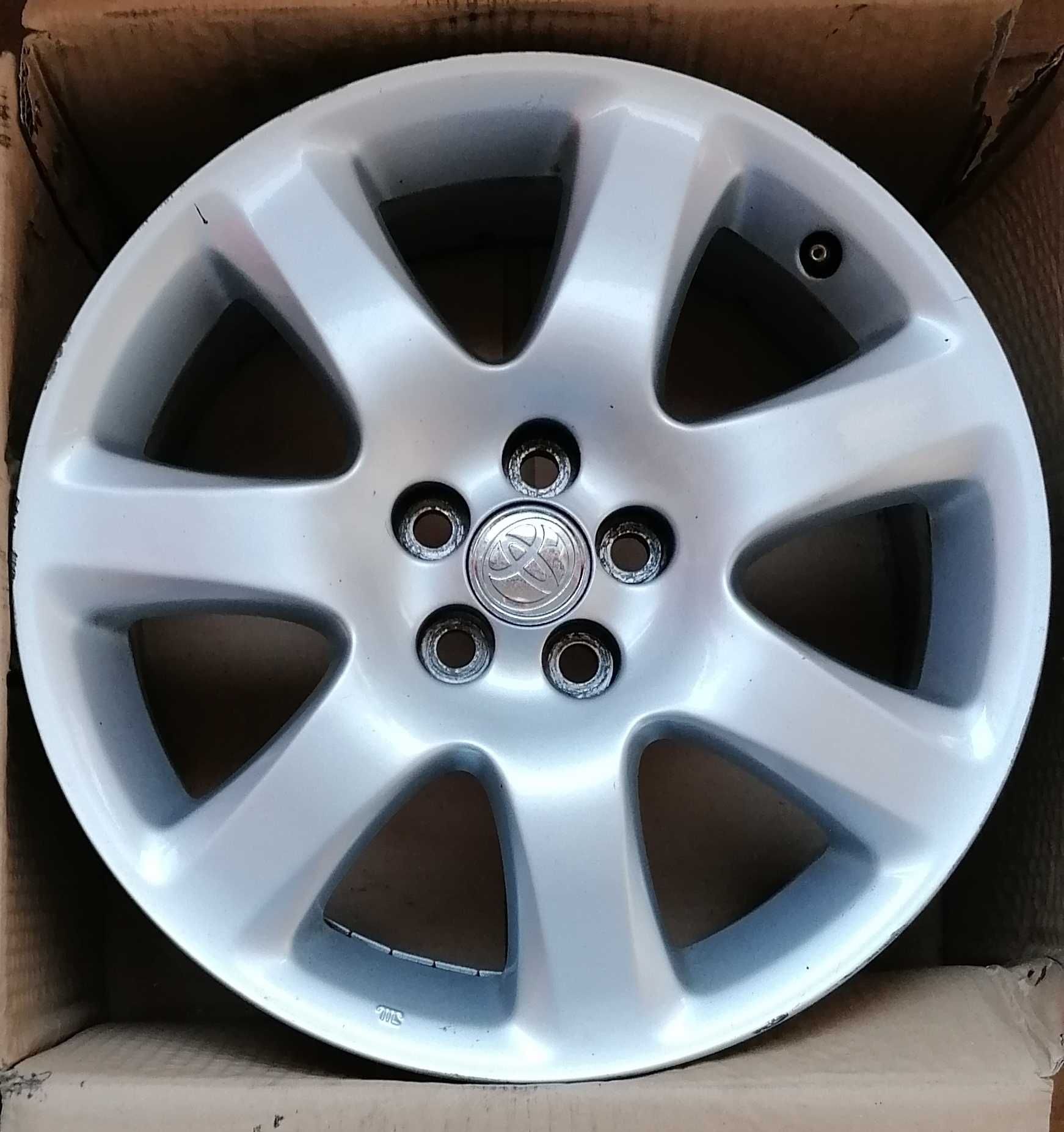 Jantes Liga Leve 17" Toyota Avensis t25