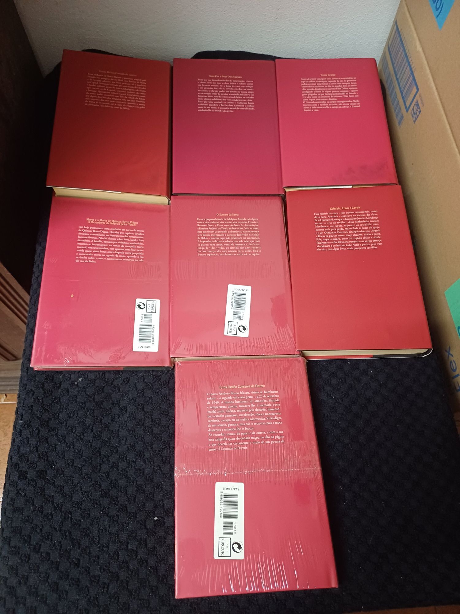 Coleção de livros do escritor Jorge Amado