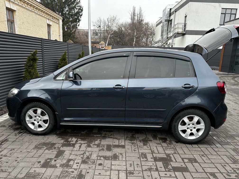 Продам Volkswagen Golf Plus 1.6TDI 2011