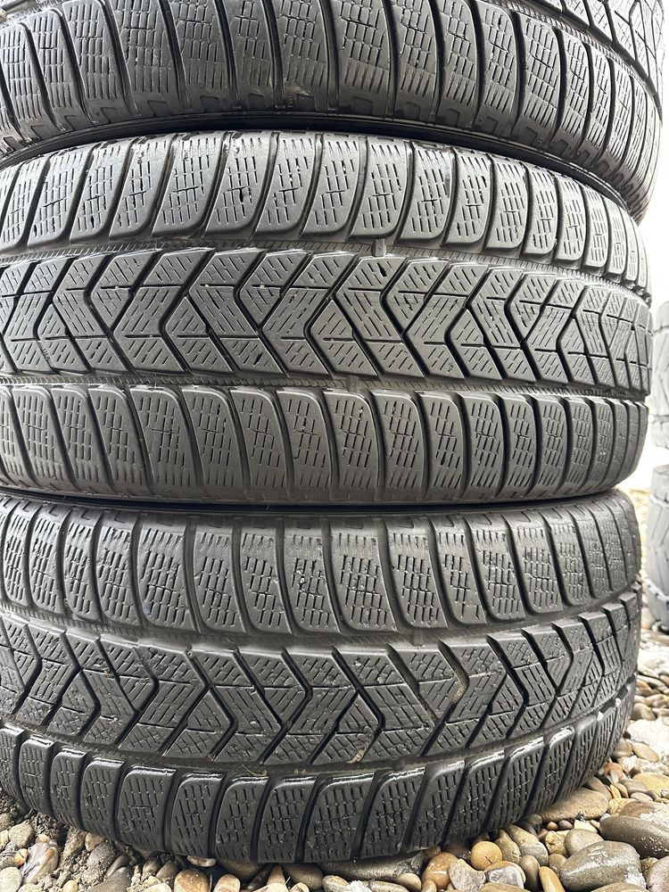 245/45/20 Pirelli Scorpion Winter