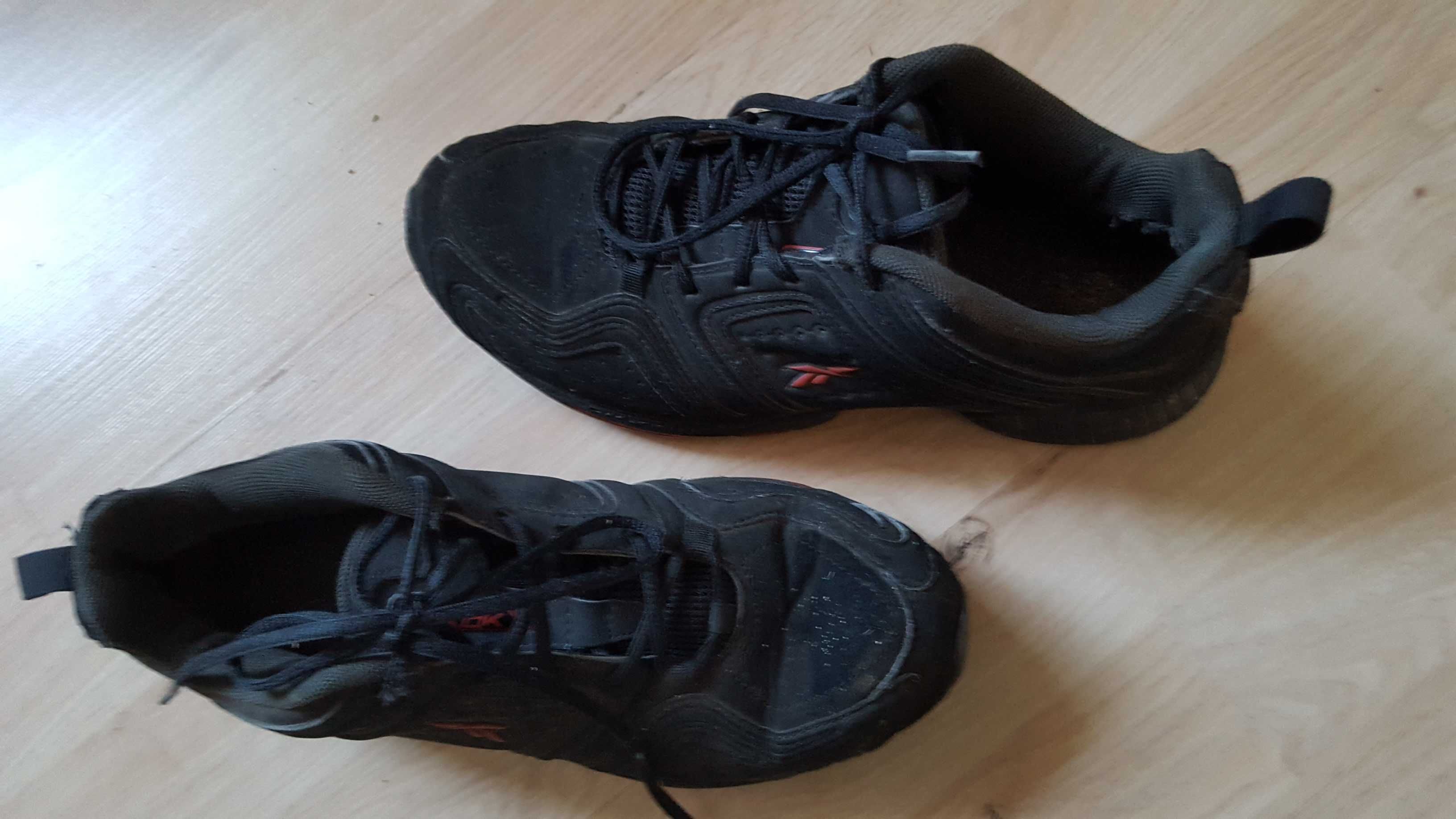 Reebok buty sportowe czarne rozmiar 37