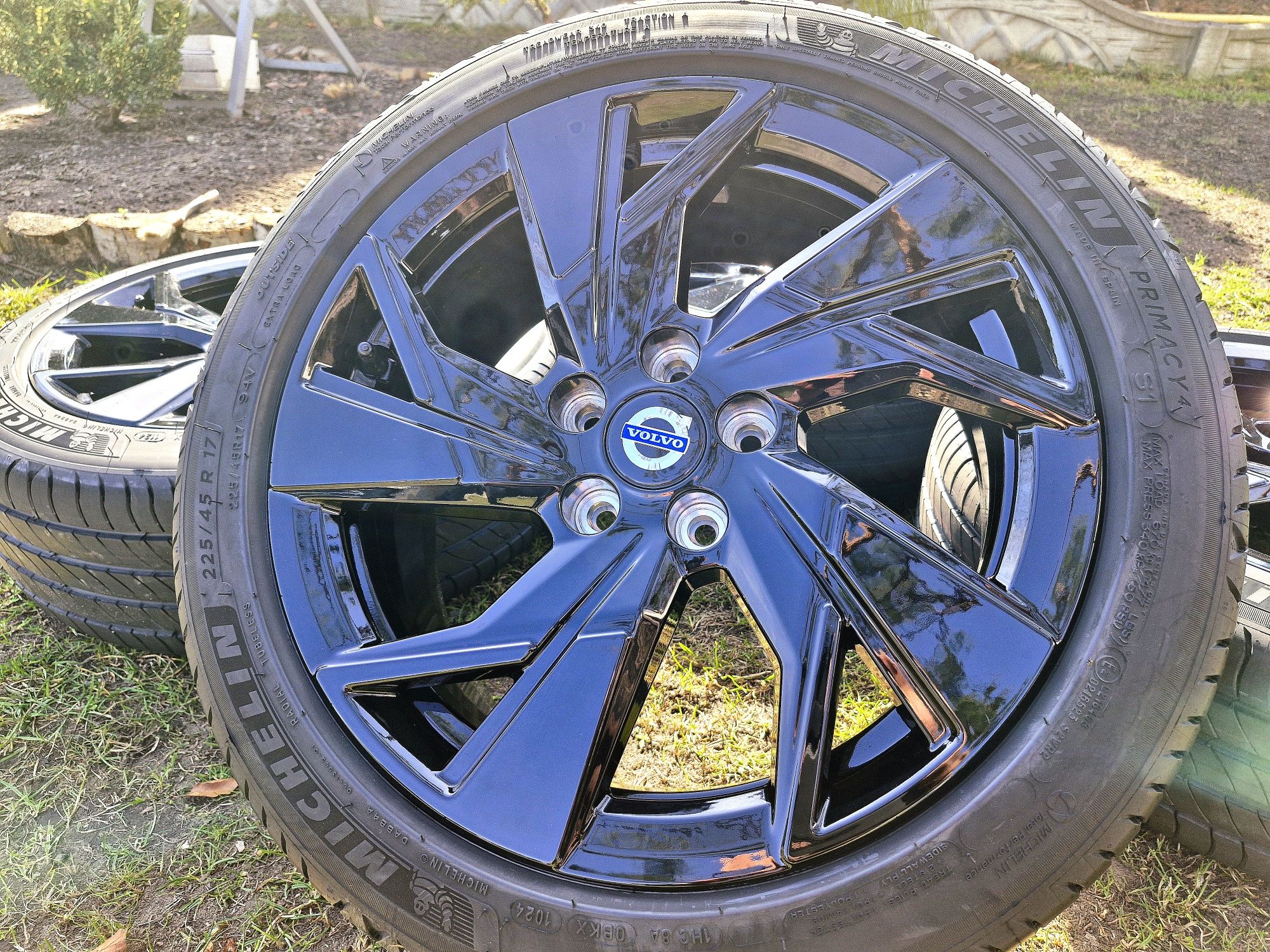 Nowe koła letnie Ford Volvo 17" 5x108 Michelin 225/45 17R