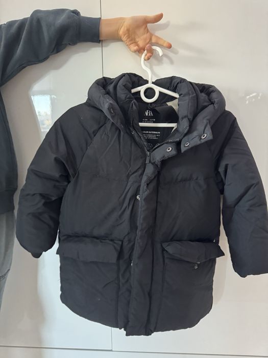 Kurtka zimowa Zara r.116 czarna puchowa
