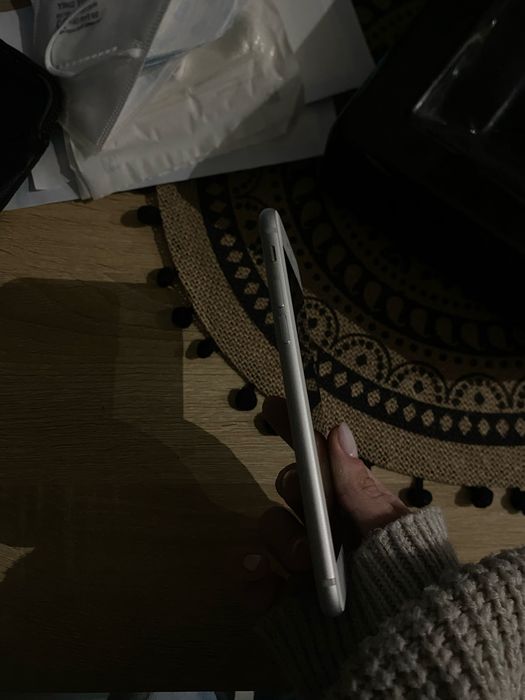 iPhone 8 branco 64gb