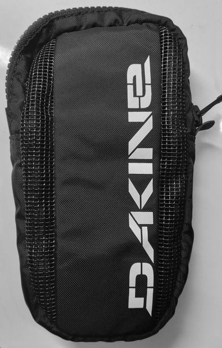 Nowa torba etui pokrowiec Dakine Solo Bag Black 18x10x4 cm