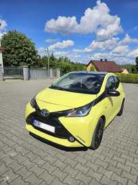 Toyota Aygo 1.0 VVT-i X-play X-touch 2016 r. niski przebieg