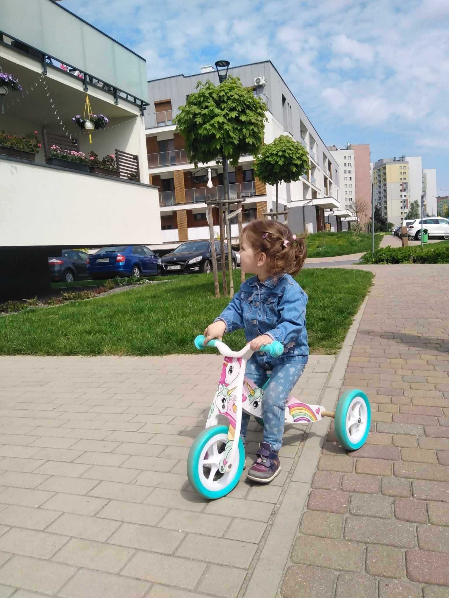 Rowerek biegowy dwu lub trójkołowy  z jednorożcami