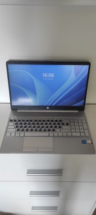 Laptop hp 15-dw3113nw