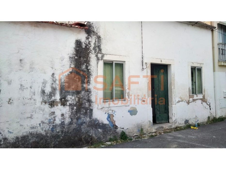 Oportunidade Única no Centro de Cantanhede!