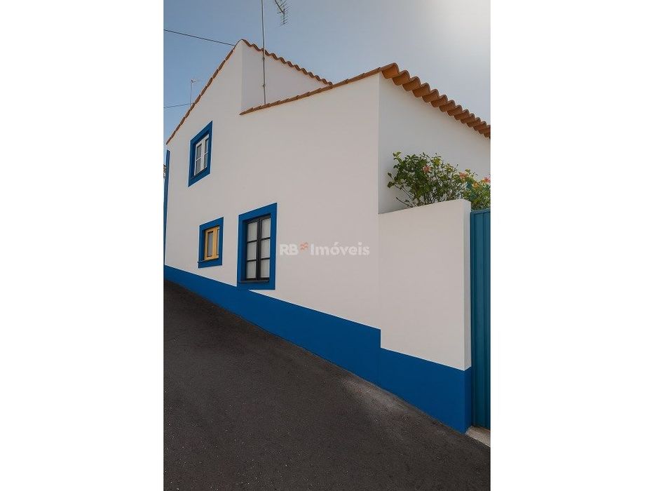 Moradia T4 C/ Quintal e Garagem