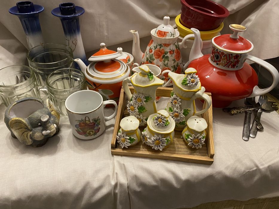 Подсвечники,чайник,чашка,бокалы пивные СССР,вазоны для цветов